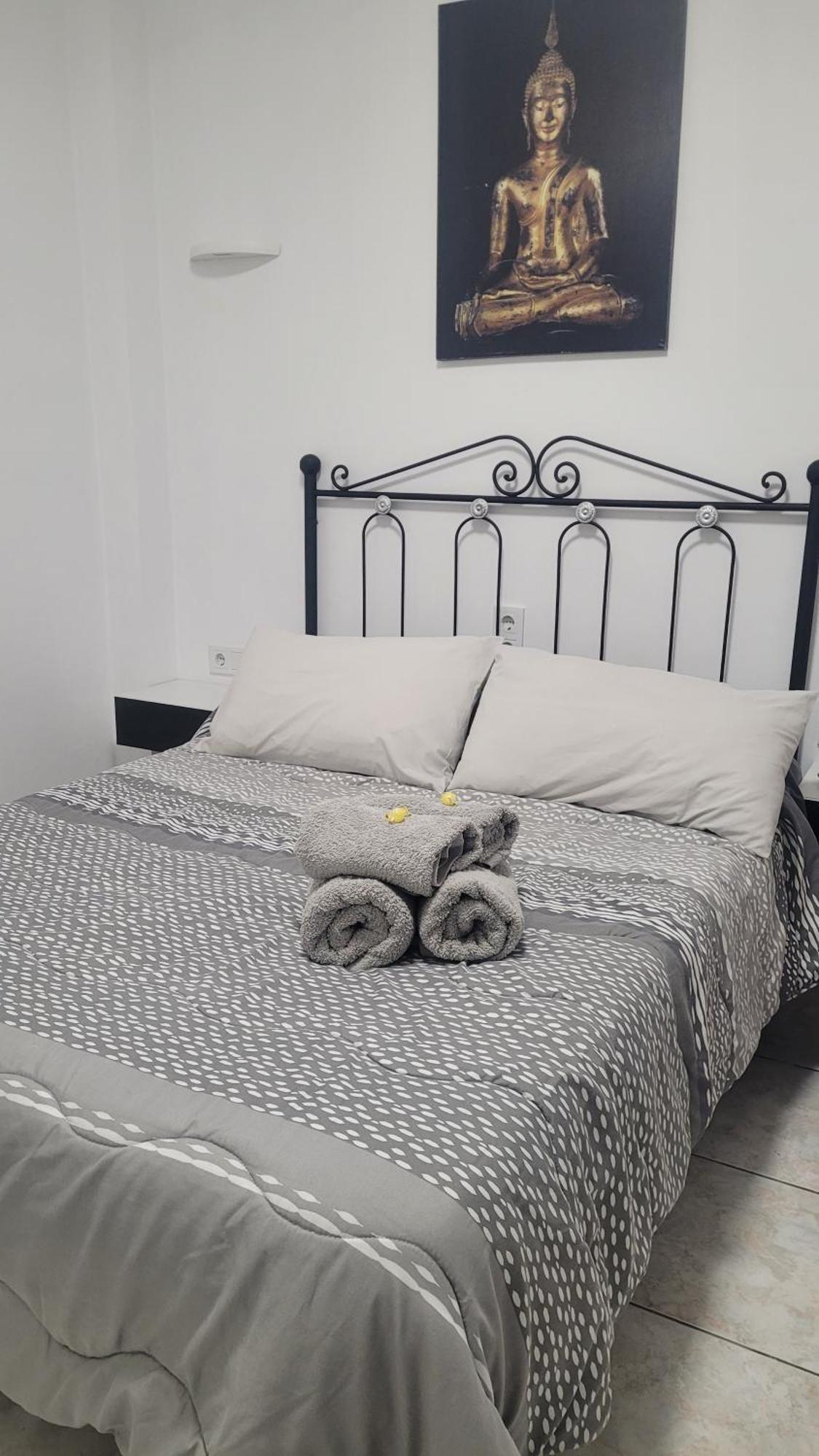 TREBOL Apartamentos Benalmádena Arroyo De La Miel Habitación foto